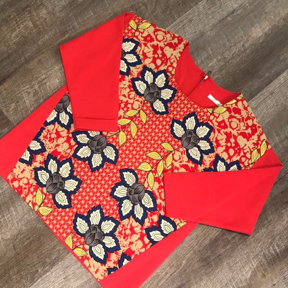 Philter 3/4 sleeve red navy gold floral BLOUSE - Picture 3 of 7